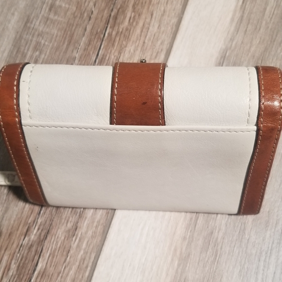 Wallet - Picture 2 of 3